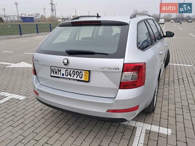 Серый Шкода Октавия, объемом двигателя 1.6 л и пробегом 250 тыс. км за 10500 $, фото 6 на Automoto.ua
