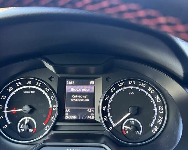 Серый Шкода Октавия, объемом двигателя 1.97 л и пробегом 260 тыс. км за 16999 $, фото 43 на Automoto.ua