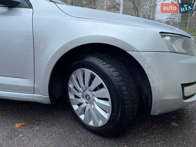 Серый Шкода Октавия, объемом двигателя 1.6 л и пробегом 228 тыс. км за 11300 $, фото 7 на Automoto.ua