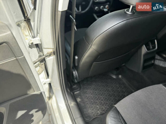 Серый Шкода Октавия, объемом двигателя 1.6 л и пробегом 266 тыс. км за 11600 $, фото 43 на Automoto.ua