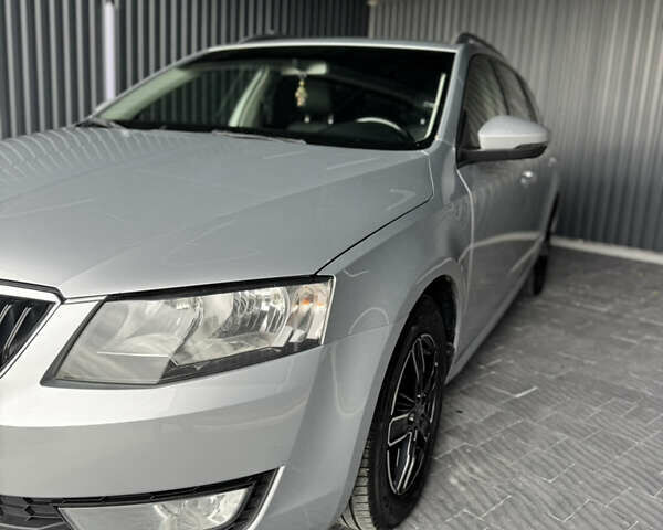 Серый Шкода Октавия, объемом двигателя 1.6 л и пробегом 271 тыс. км за 9799 $, фото 14 на Automoto.ua