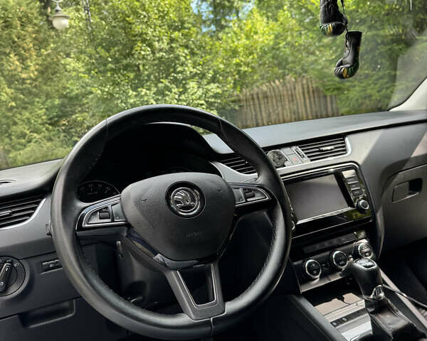 Серый Шкода Октавия, объемом двигателя 1.6 л и пробегом 241 тыс. км за 12500 $, фото 16 на Automoto.ua