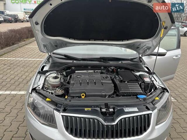 Серый Шкода Октавия, объемом двигателя 2 л и пробегом 315 тыс. км за 12800 $, фото 13 на Automoto.ua