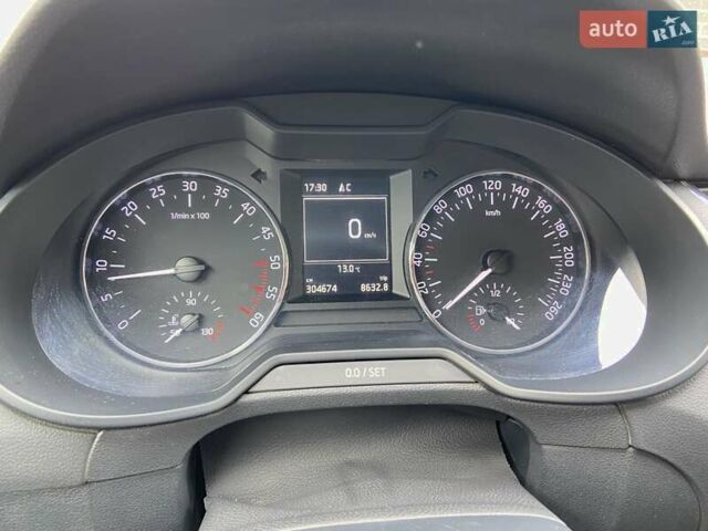 Серый Шкода Октавия, объемом двигателя 1.6 л и пробегом 305 тыс. км за 11000 $, фото 54 на Automoto.ua