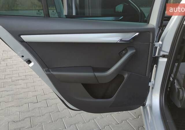 Серый Шкода Октавия, объемом двигателя 1.98 л и пробегом 284 тыс. км за 13500 $, фото 18 на Automoto.ua