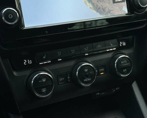 Сірий Шкода Октавія, об'ємом двигуна 2 л та пробігом 210 тис. км за 14900 $, фото 70 на Automoto.ua