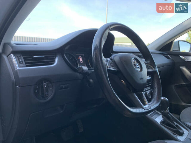 Серый Шкода Октавия, объемом двигателя 1.6 л и пробегом 237 тыс. км за 11800 $, фото 16 на Automoto.ua
