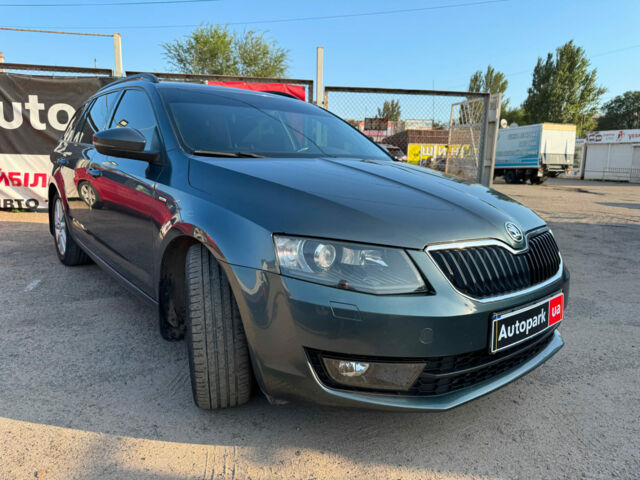 Серый Шкода Октавия, объемом двигателя 1.6 л и пробегом 315 тыс. км за 12590 $, фото 6 на Automoto.ua