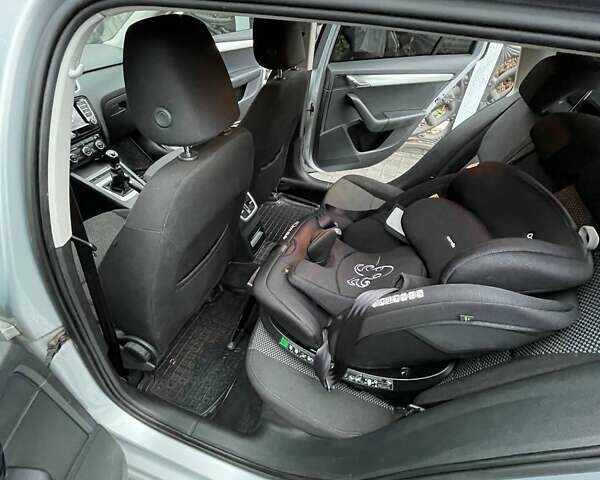 Серый Шкода Октавия, объемом двигателя 1.6 л и пробегом 228 тыс. км за 11300 $, фото 17 на Automoto.ua