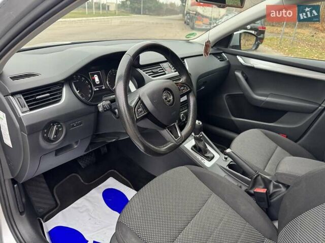 Шкода Октавия 2016 в Ковель на Automoto.ua Серый Шкода Октавия, объемом двигателя 0 л и пробегом 227 тыс. км за 12700 $, фото 49 на Automoto.ua