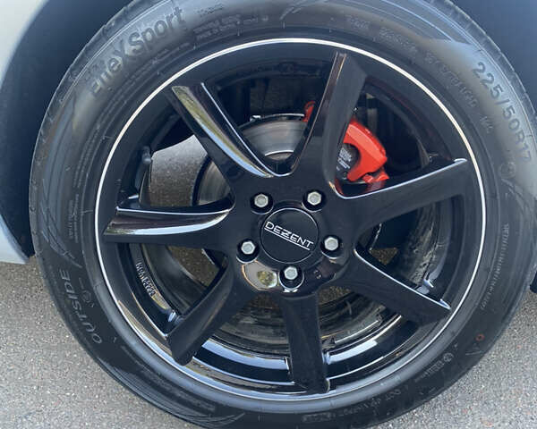 Серый Шкода Октавия, объемом двигателя 1.6 л и пробегом 215 тыс. км за 13700 $, фото 7 на Automoto.ua