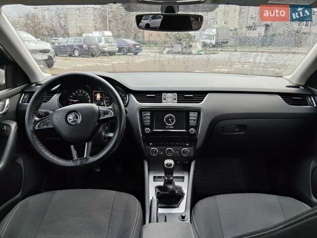 Серый Шкода Октавия, объемом двигателя 1.6 л и пробегом 288 тыс. км за 10000 $, фото 13 на Automoto.ua