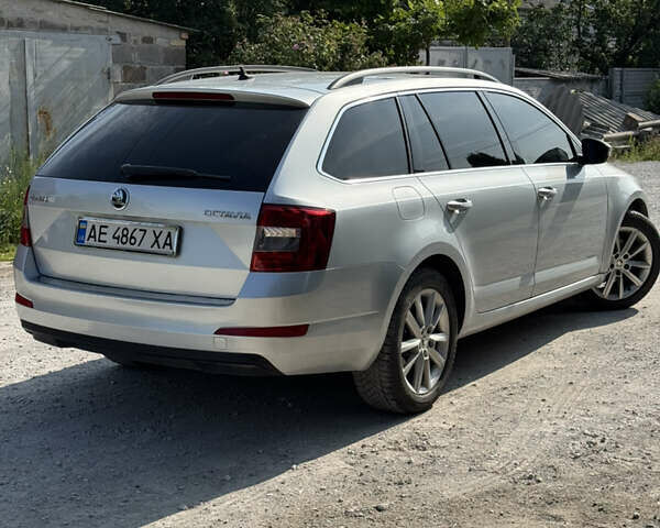 Сірий Шкода Октавія, об'ємом двигуна 1.6 л та пробігом 270 тис. км за 10700 $, фото 4 на Automoto.ua