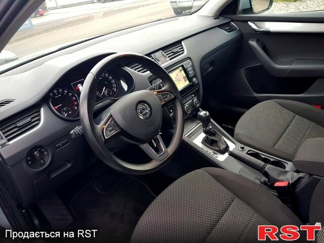 Сірий Шкода Октавія, об'ємом двигуна 1.6 л та пробігом 263 тис. км за 9999 $, фото 4 на Automoto.ua