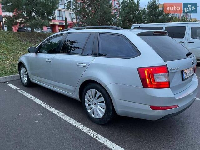 Серый Шкода Октавия, объемом двигателя 1.6 л и пробегом 228 тыс. км за 11300 $, фото 3 на Automoto.ua