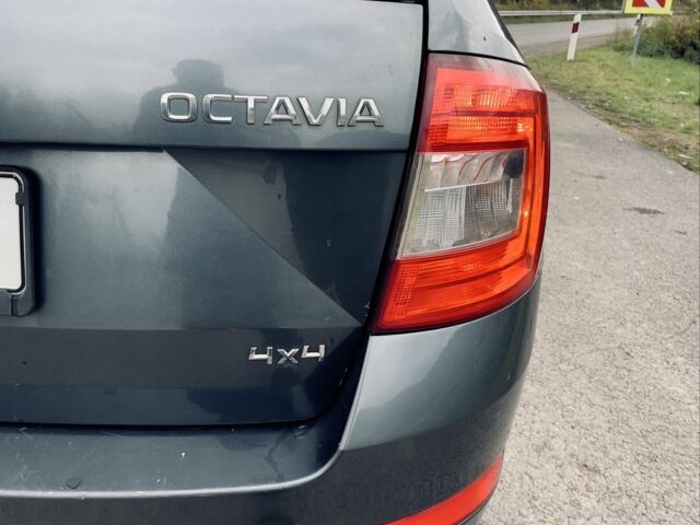 Серый Шкода Октавия, объемом двигателя 1.6 л и пробегом 394 тыс. км за 10000 $, фото 4 на Automoto.ua