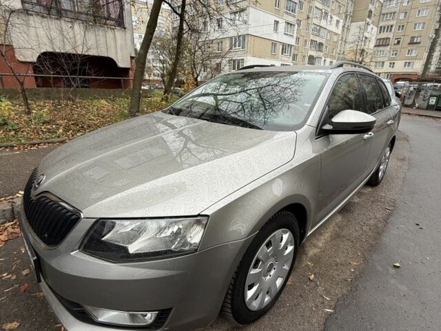 Серый Шкода Октавия, объемом двигателя 2 л и пробегом 253 тыс. км за 11900 $, фото 1 на Automoto.ua