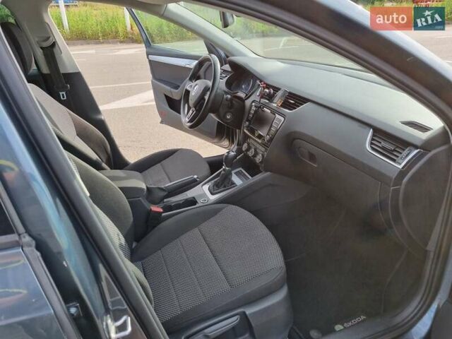 Серый Шкода Октавия, объемом двигателя 1.6 л и пробегом 169 тыс. км за 13000 $, фото 10 на Automoto.ua