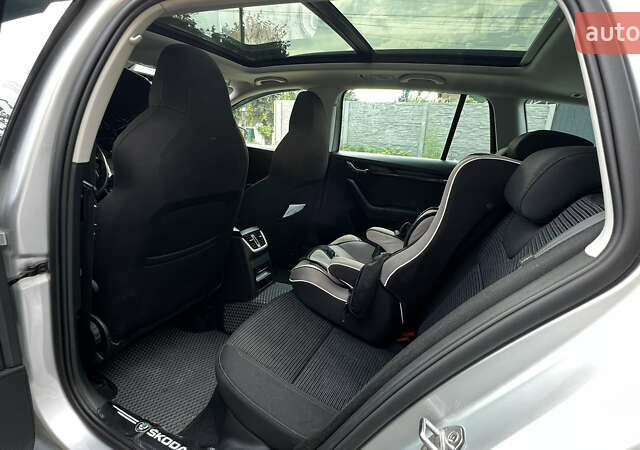 Серый Шкода Октавия, объемом двигателя 1.6 л и пробегом 294 тыс. км за 12900 $, фото 7 на Automoto.ua