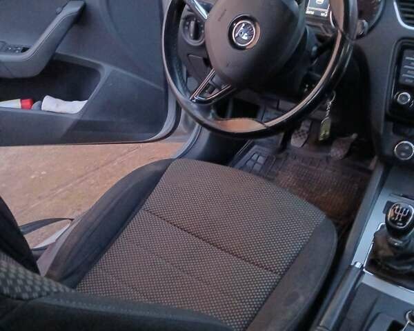 Сірий Шкода Октавія, об'ємом двигуна 1.6 л та пробігом 206 тис. км за 10100 $, фото 20 на Automoto.ua