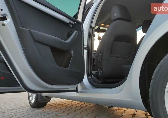 Серый Шкода Октавия, объемом двигателя 1.98 л и пробегом 284 тыс. км за 13500 $, фото 19 на Automoto.ua