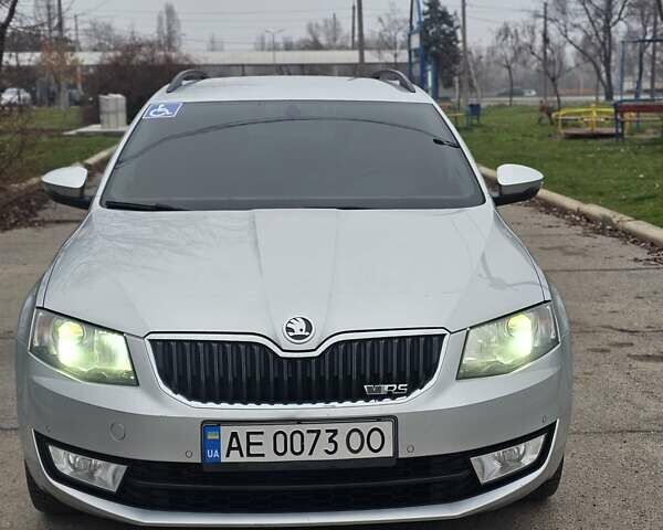 Серый Шкода Октавия, объемом двигателя 2 л и пробегом 270 тыс. км за 13500 $, фото 8 на Automoto.ua