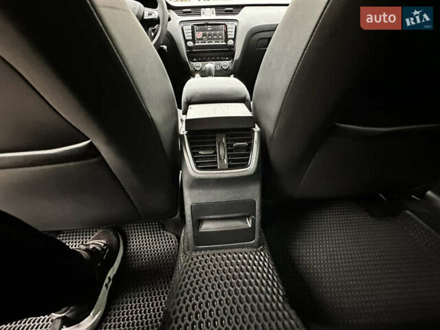 Шкода Октавія 2016 у Вінниці на Automoto.ua Сірий Шкода Октавія, об'ємом двигуна 1.6 л та пробігом 232 тис. км за 11777 $, фото 50 на Automoto.ua