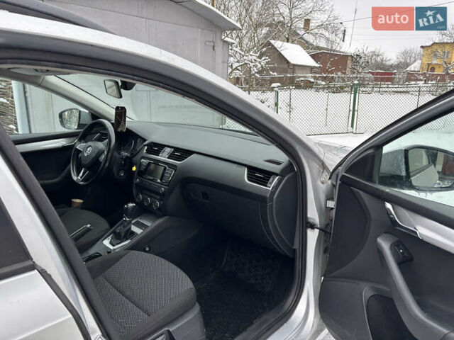 Сірий Шкода Октавія, об'ємом двигуна 1.6 л та пробігом 198 тис. км за 12000 $, фото 17 на Automoto.ua