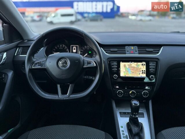 Сірий Шкода Октавія, об'ємом двигуна 1.97 л та пробігом 330 тис. км за 9900 $, фото 19 на Automoto.ua