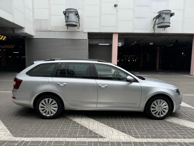 Серый Шкода Октавия, объемом двигателя 1.6 л и пробегом 192 тыс. км за 10500 $, фото 5 на Automoto.ua