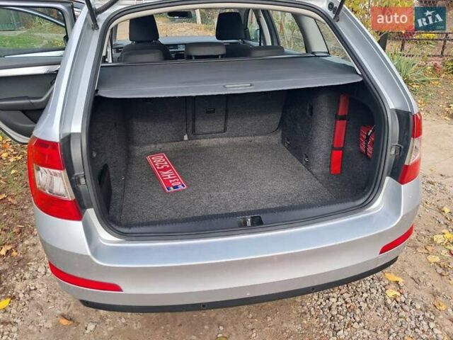 Серый Шкода Октавия, объемом двигателя 1.6 л и пробегом 240 тыс. км за 11300 $, фото 11 на Automoto.ua