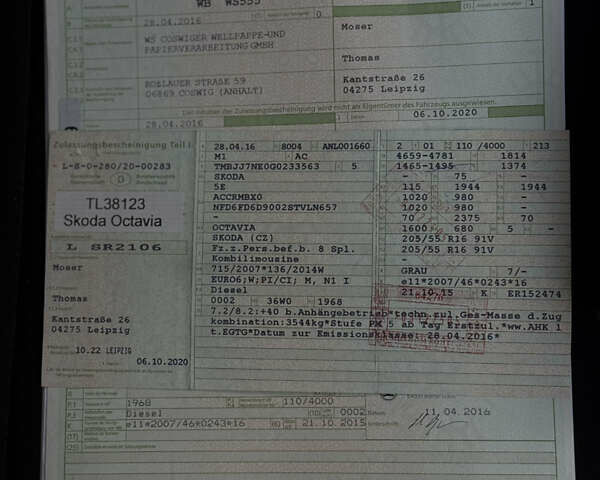 Сірий Шкода Октавія, об'ємом двигуна 2 л та пробігом 210 тис. км за 14900 $, фото 104 на Automoto.ua