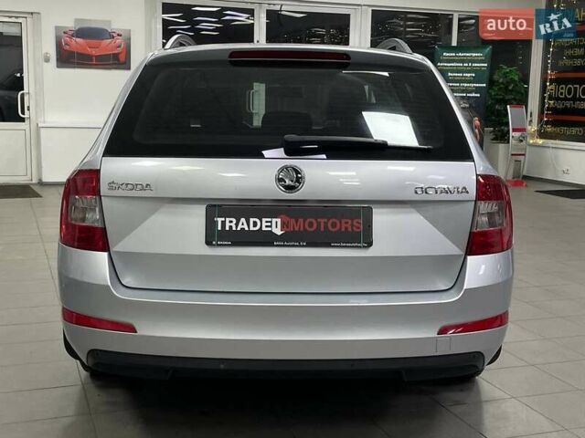 Серый Шкода Октавия, объемом двигателя 1.97 л и пробегом 296 тыс. км за 11490 $, фото 9 на Automoto.ua