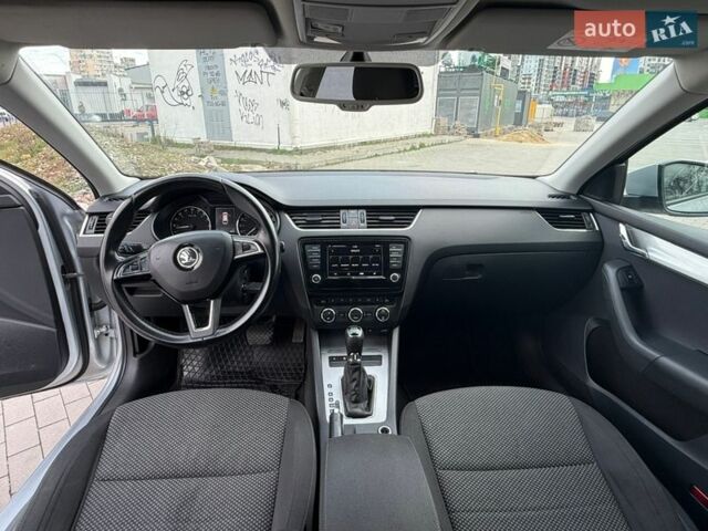 Серый Шкода Октавия, объемом двигателя 1.6 л и пробегом 235 тыс. км за 9500 $, фото 14 на Automoto.ua