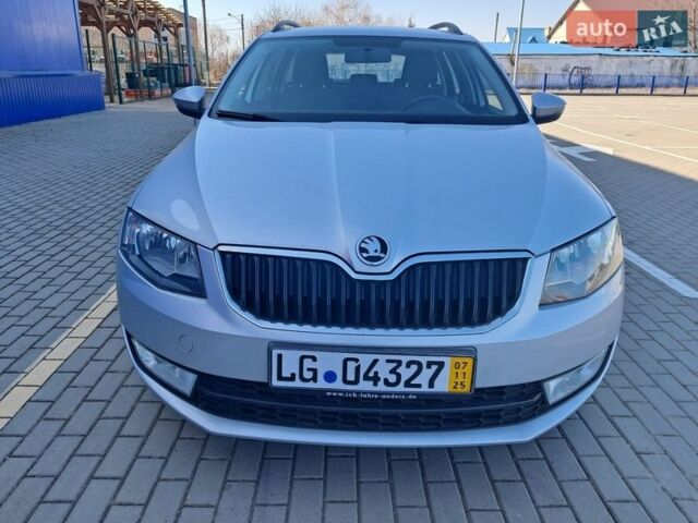 Серый Шкода Октавия, объемом двигателя 1.6 л и пробегом 240 тыс. км за 9999 $, фото 2 на Automoto.ua
