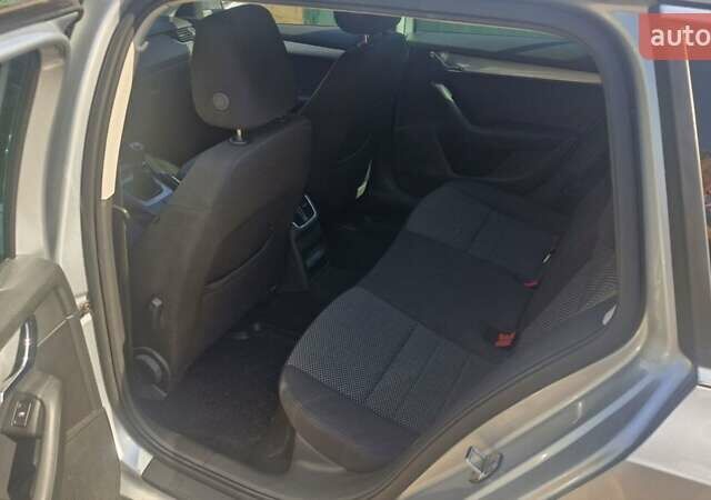 Сірий Шкода Октавія, об'ємом двигуна 1.6 л та пробігом 230 тис. км за 12000 $, фото 22 на Automoto.ua