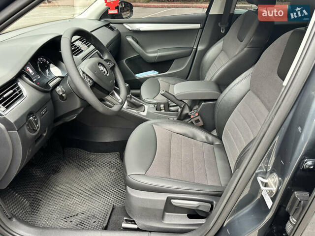 Сірий Шкода Октавія, об'ємом двигуна 1.6 л та пробігом 232 тис. км за 12400 $, фото 43 на Automoto.ua