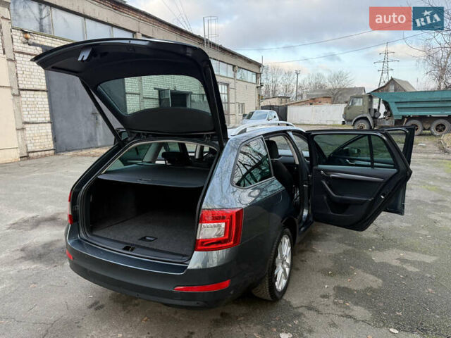 Сірий Шкода Октавія, об'ємом двигуна 2 л та пробігом 210 тис. км за 14900 $, фото 129 на Automoto.ua