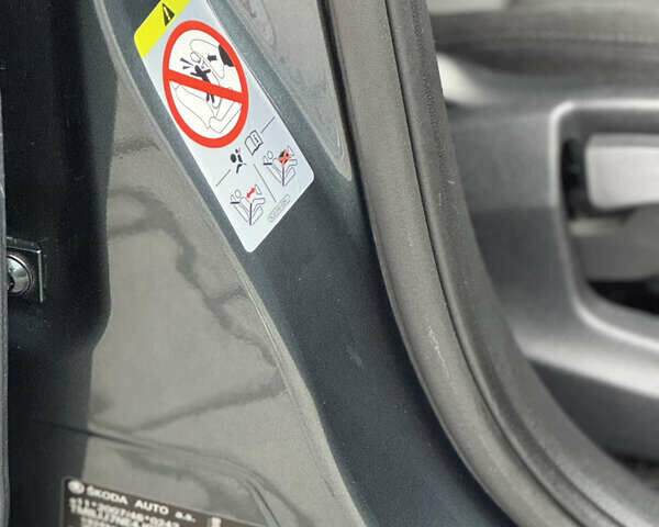 Серый Шкода Октавия, объемом двигателя 1.97 л и пробегом 272 тыс. км за 13650 $, фото 27 на Automoto.ua