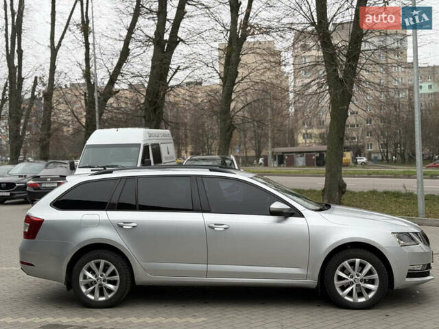 Серый Шкода Октавия, объемом двигателя 1.6 л и пробегом 178 тыс. км за 13999 $, фото 6 на Automoto.ua
