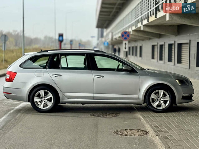 Серый Шкода Октавия, объемом двигателя 1.6 л и пробегом 252 тыс. км за 13300 $, фото 3 на Automoto.ua