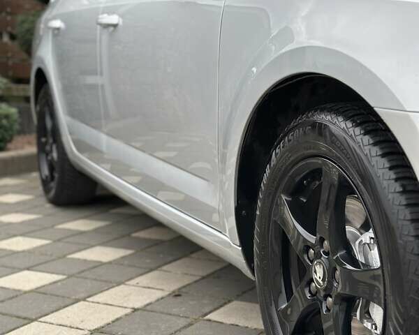 Сірий Шкода Октавія, об'ємом двигуна 2 л та пробігом 239 тис. км за 15499 $, фото 13 на Automoto.ua