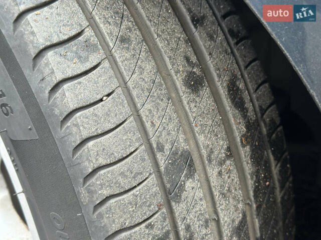 Серый Шкода Октавия, объемом двигателя 1.6 л и пробегом 344 тыс. км за 12600 $, фото 8 на Automoto.ua