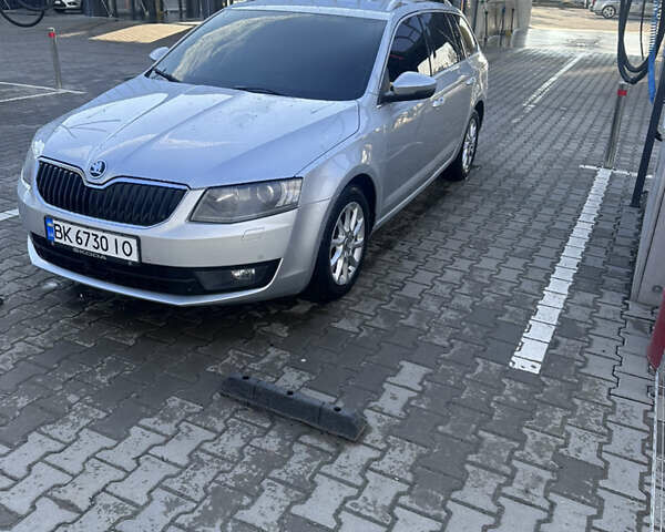 Серый Шкода Октавия, объемом двигателя 1.97 л и пробегом 289 тыс. км за 12500 $, фото 3 на Automoto.ua