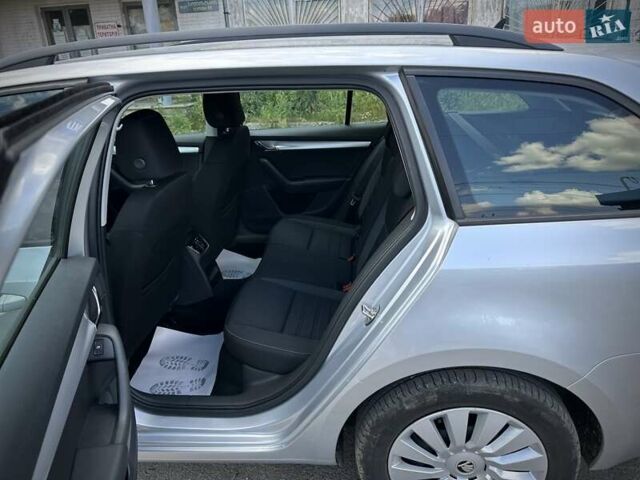Серый Шкода Октавия, объемом двигателя 1.6 л и пробегом 252 тыс. км за 13600 $, фото 79 на Automoto.ua