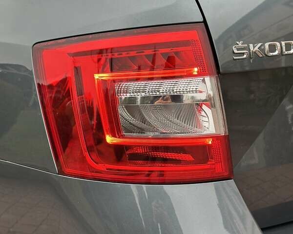 Сірий Шкода Октавія, об'ємом двигуна 2 л та пробігом 205 тис. км за 14950 $, фото 42 на Automoto.ua