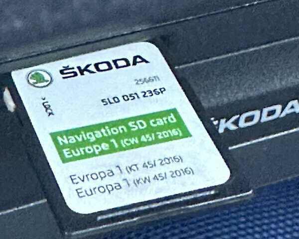 Серый Шкода Октавия, объемом двигателя 1.6 л и пробегом 289 тыс. км за 14500 $, фото 28 на Automoto.ua