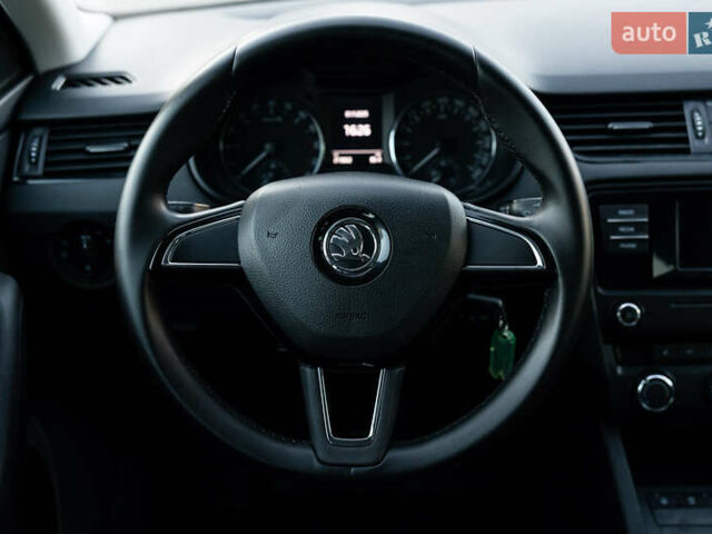 Серый Шкода Октавия, объемом двигателя 1.6 л и пробегом 213 тыс. км за 9800 $, фото 25 на Automoto.ua