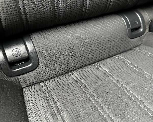 Сірий Шкода Октавія, об'ємом двигуна 2 л та пробігом 205 тис. км за 14950 $, фото 102 на Automoto.ua