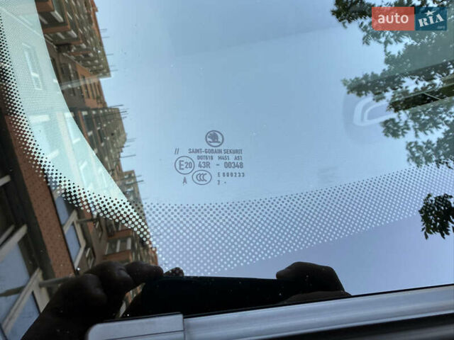 Сірий Шкода Октавія, об'ємом двигуна 1.6 л та пробігом 230 тис. км за 14500 $, фото 17 на Automoto.ua